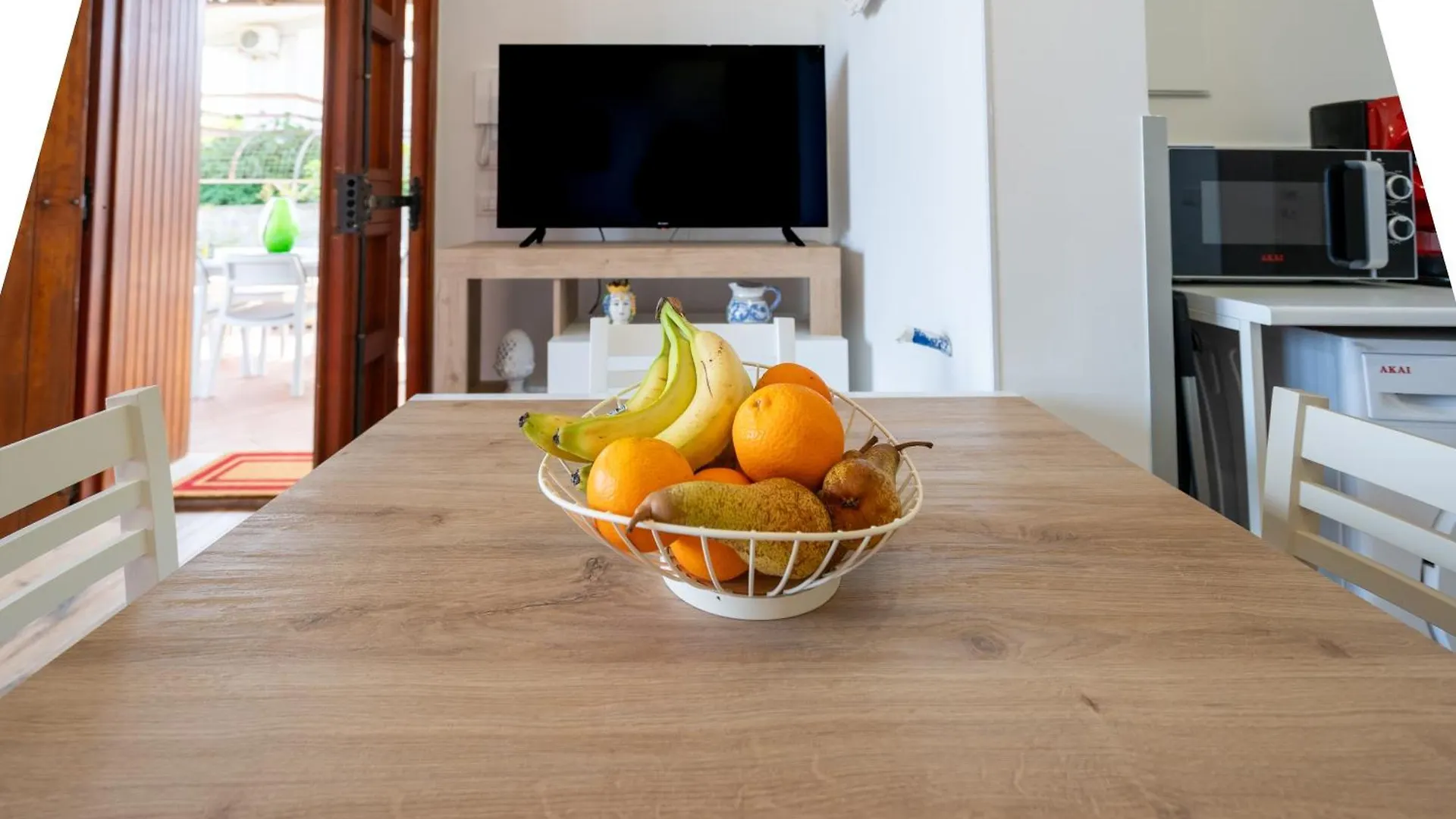 شقة فندقية الشقق الفندقية أغنون بانيفي  Fameda House