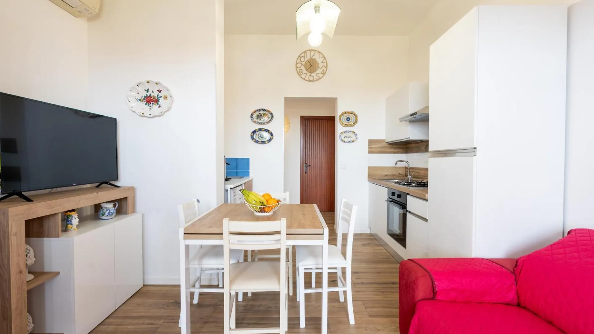 شقة فندقية الشقق الفندقية أغنون بانيفي  Fameda House